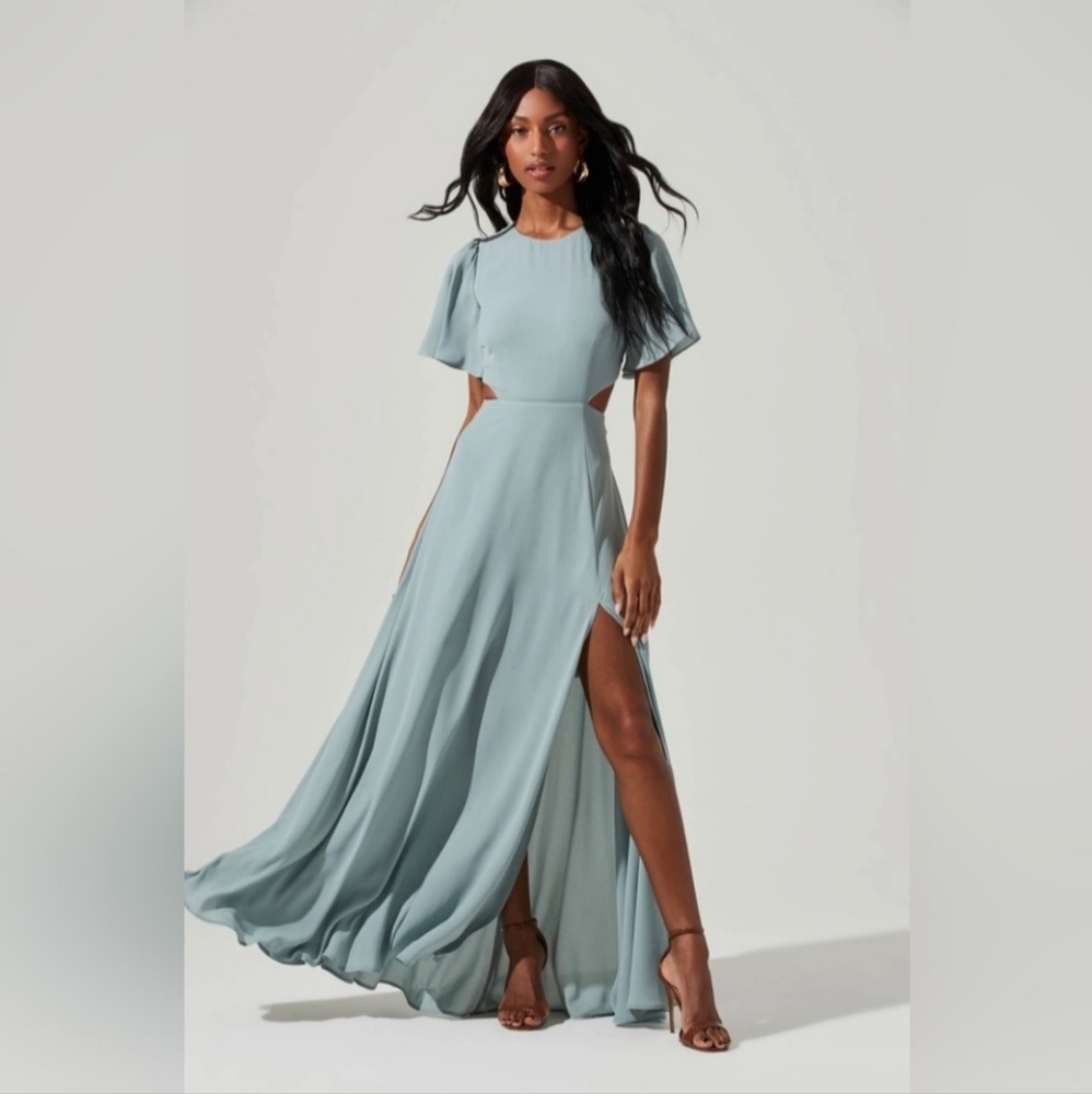 ASTR THE LABEL ✨️$148 NWT  Katrina Cutout Flutter Dress in Pastel Green Size L